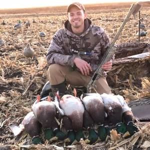 Meet your Posher, Dylan